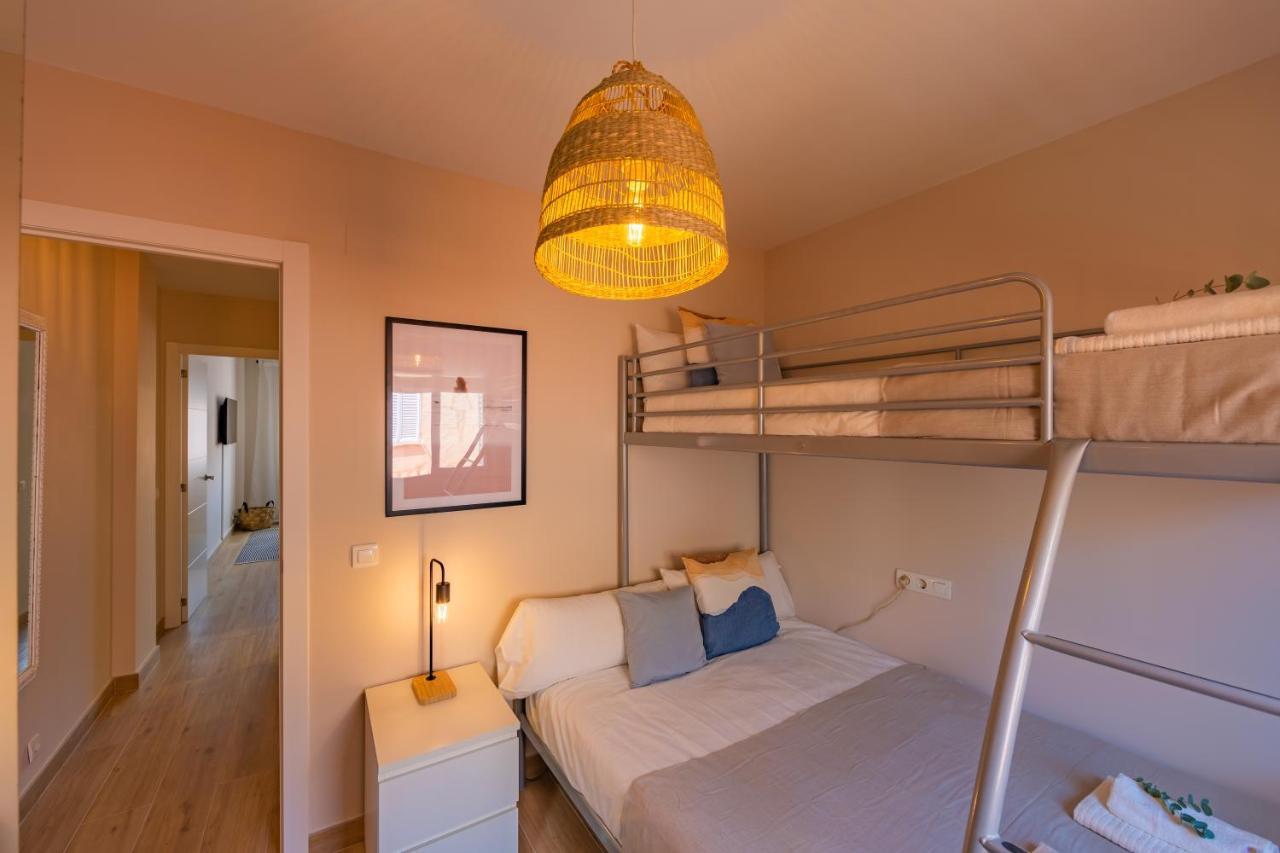 Beachfront, Pool, Terrace, Garage & Fibre Internet Ταρίφα Εξωτερικό φωτογραφία