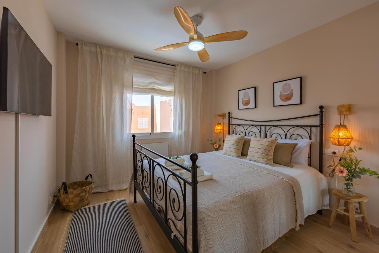 Beachfront, Pool, Terrace, Garage & Fibre Internet Ταρίφα Εξωτερικό φωτογραφία