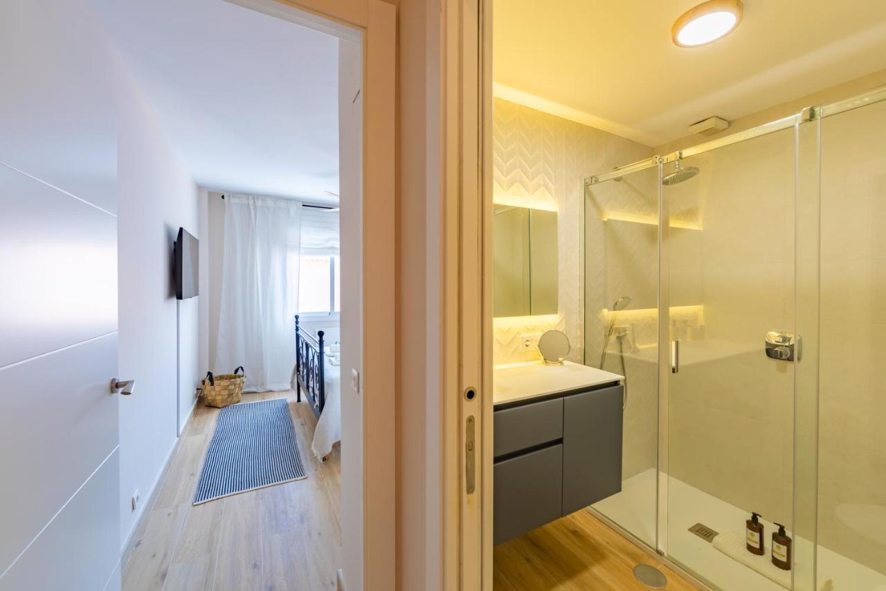 Beachfront, Pool, Terrace, Garage & Fibre Internet Ταρίφα Εξωτερικό φωτογραφία